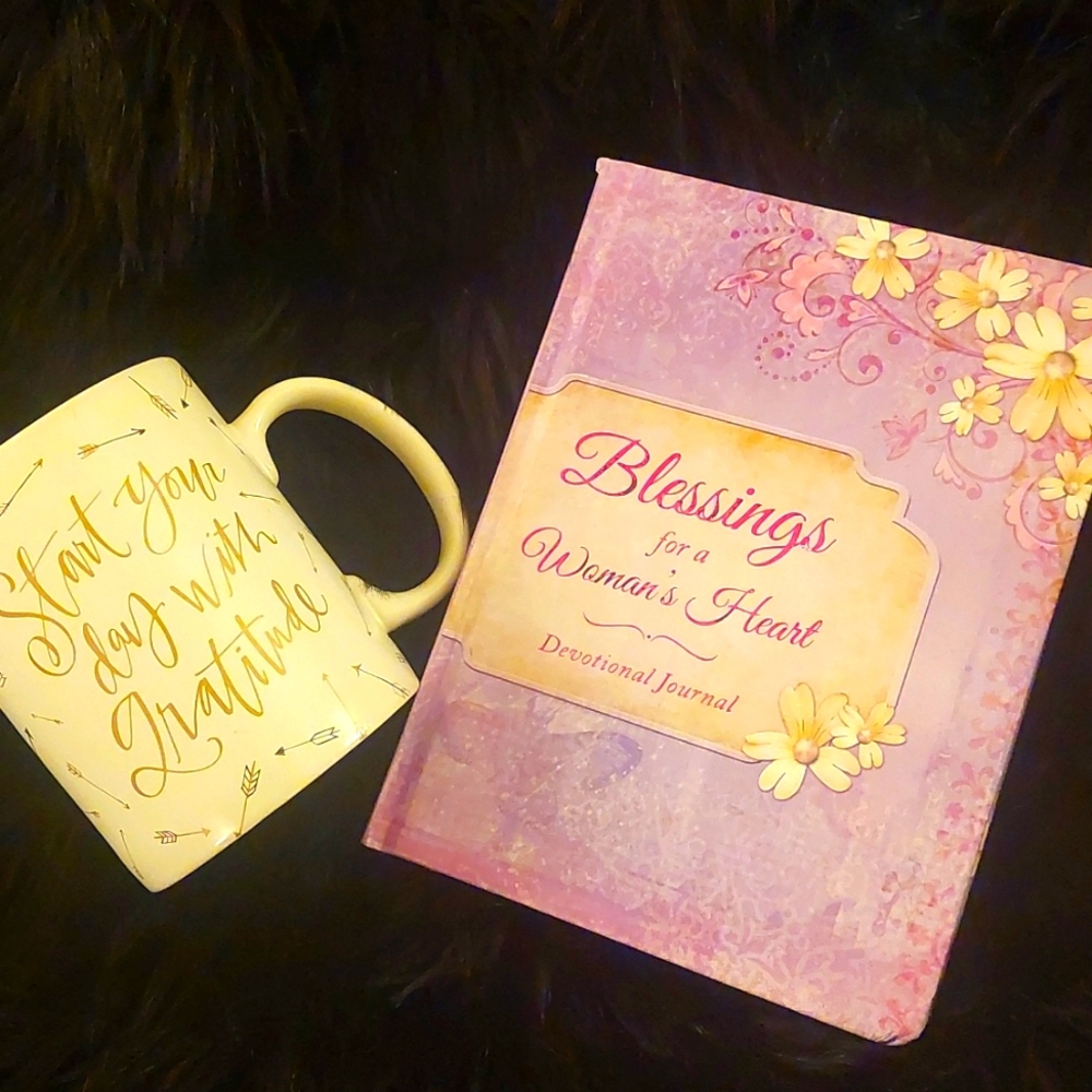 Women's Gratitude Mug and Devotional Journal Set